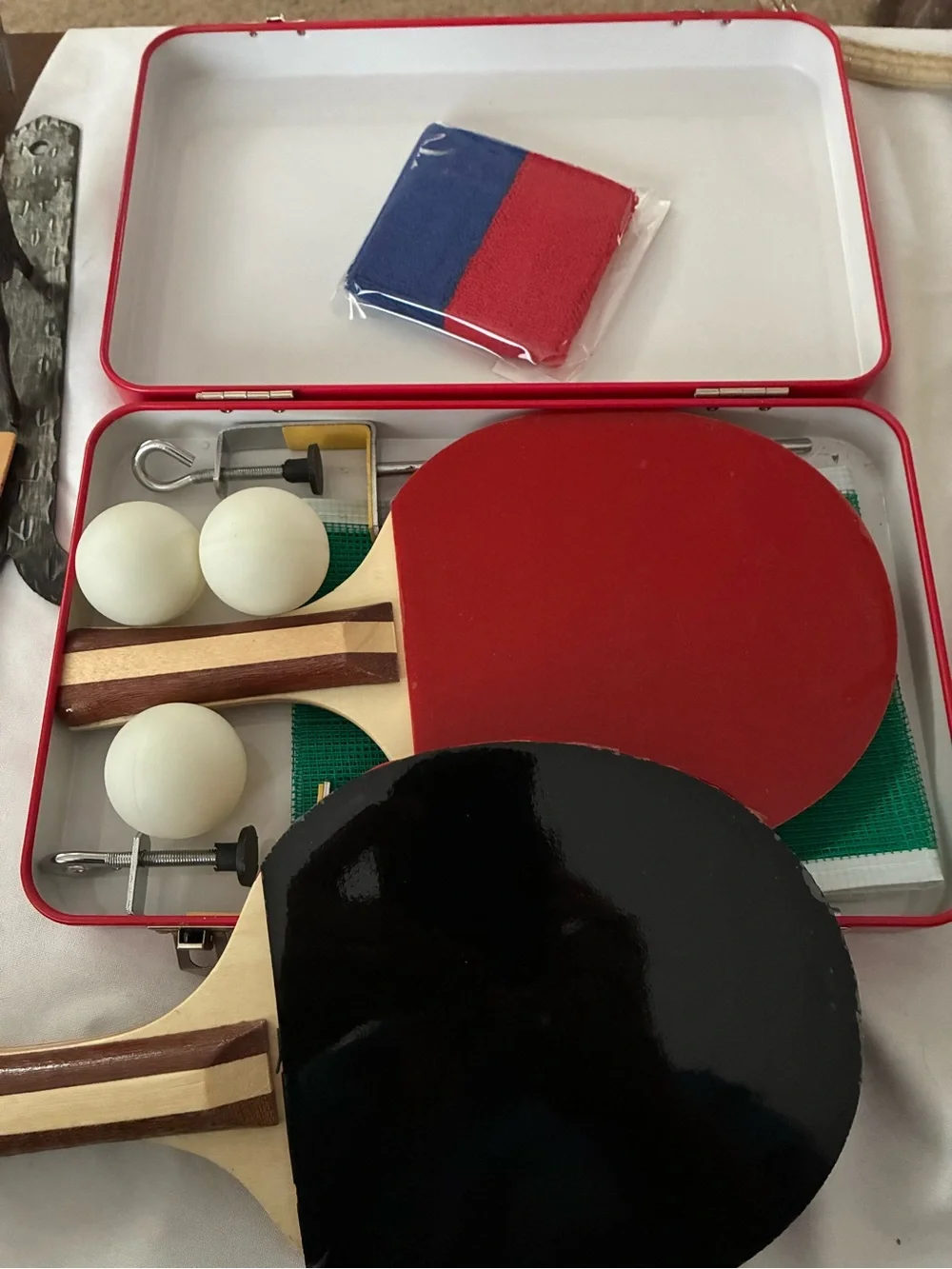 Table Ping-Pong Set - Red Paddle black paddle New in box Dining Table Ping-Pong